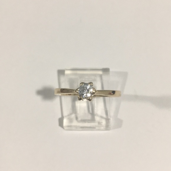 Jewelry - 10k Yellow Gold Solitaire Engagement 💍 Ring CZ 💎